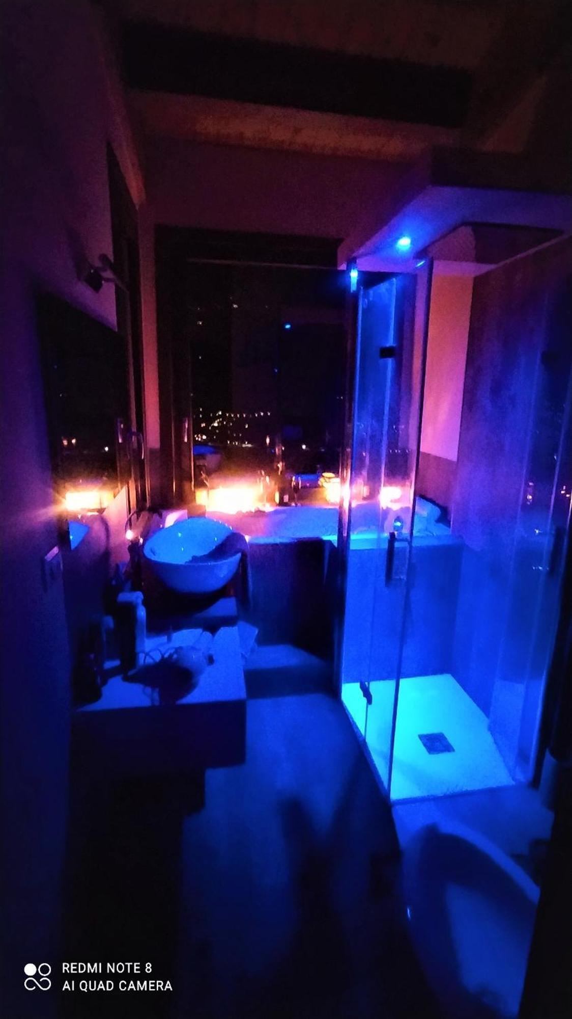 Atmosfera E Vista Mozzafiato Chalets 아오스타 객실 사진